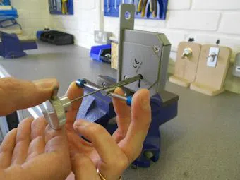 Logan Locksmith Shop Far Rockaway, NY 347-896-5481 - key-broke-in-lock